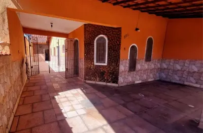 Casa para Venda em Itanhaém, Tupy, 3 dormitórios, 2 suítes, 1 banheiro, 3 vagas