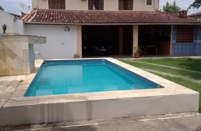 Casa na praia com piscina para venda em itanhaém, litoral sul de sp