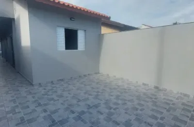 Casa com piscina para venda em itanhaém, litoral sul de são paulo