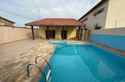 Casa com piscina na praia para Venda em Itanhaém, Litoral Sul de SP