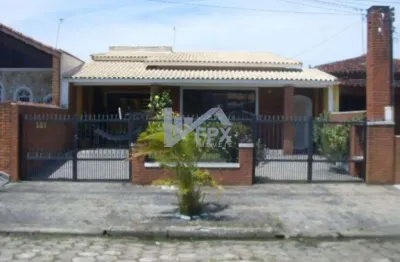 Casa para Venda em Peruíbe, Balneário Oásis, 3 dormitórios, 1 suíte, 1 banheiro, 3 vagas