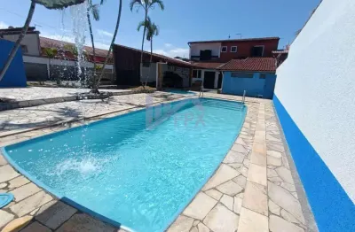 Casa para Venda em Itanhaém, Jardim Grandesp, 6 dormitórios, 1 suíte, 4 banheiros, 12 vagas