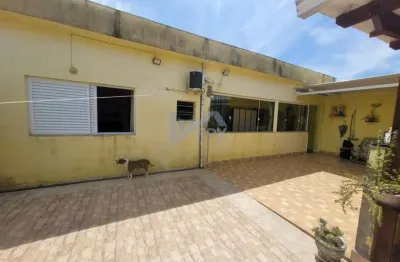 Casa para Venda em Itanhaém, Jardim Grandesp, 3 dormitórios, 3 banheiros, 4 vagas