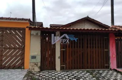 Casa para Venda em Mongaguá, Balneário Regina Maria, 3 dormitórios, 3 banheiros, 1 vaga