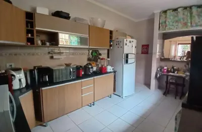 Casa para Venda em Praia Grande, Maracanã, 3 dormitórios, 4 banheiros, 1 vaga