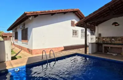 Casa para venda em itanhaém, praia dos sonhos, 2 dormitórios, 2 suítes, 1 banheiro, 6 vagas