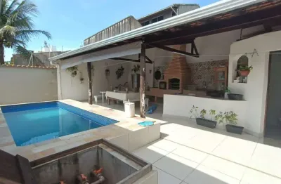 Casa para Venda em Itanhaém, Tupy, 4 dormitórios, 1 suíte, 2 banheiros, 6 vagas