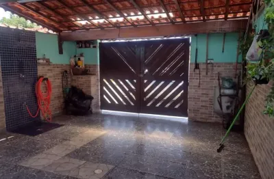 Casa para Venda em Itanhaém, 2 dormitórios, 1 suíte, 1 banheiro