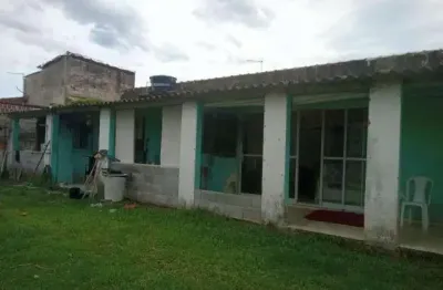 Casa para venda em itanhaém, 2 dormitórios, 1 banheiro, 2 vagas