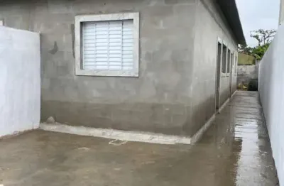 Casa para venda em itanhaém, suarão, 2 dormitórios, 1 banheiro, 2 vagas