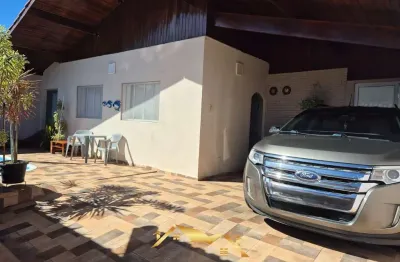 Casa com 3 quartos para alugar na Avenida Padre Anchieta, 4973, Balneário Três Marias, Peruíbe