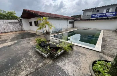 Casa com 3 quartos para alugar no Centro, Peruíbe 