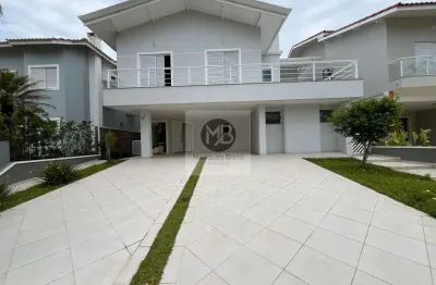 Sobrado em Condomínio em Bougainville Residencial I, Peruíbe/SP