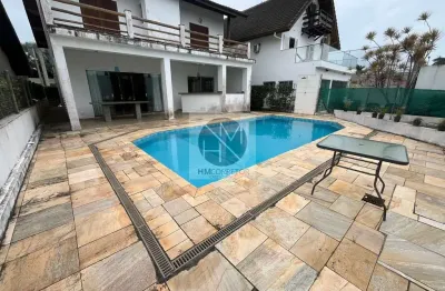 Sobrado em Condomínio em Bougainville Residencial II, Peruíbe/SP