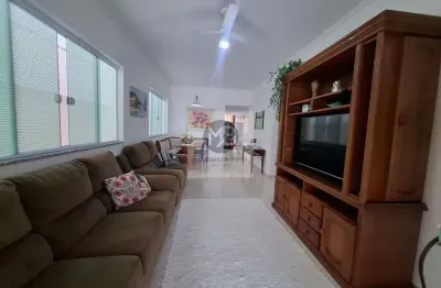 Casa 3 quartos, á venda em Jardim Barra de Jangadas, Peruíbe/SP