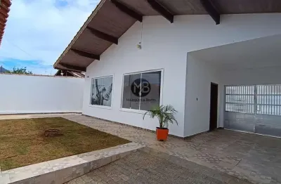 Casa com 3 quartos para alugar na Avenida Padre Anchieta, 1323, Balneário Stella Maris, Peruíbe