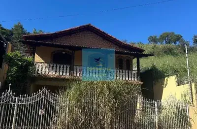 Casa com 3 quartos à venda no Centro, Ibirité 