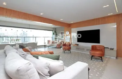 Apartamento no brooklin com 181 m², 3 quartos sendo 3 suítes à venda