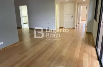 Apartamento com 209 m², 4 quartos sendo 3 suítes à venda no bairro itaim bibi.