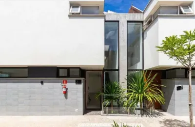 Casa em condomínio fechado com 4 quartos à venda na Rua Cristóvão Pereira, 529, Brooklin, São Paulo por R$ 4.990.000