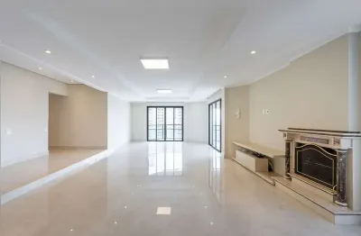 Apartamento com 4 quartos para alugar na Rua Gaivota, 202, Moema, São Paulo por R$ 32.000