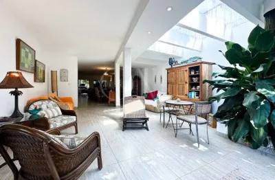 Casa em condomínio fechado com 4 quartos à venda na Rua Antônio de Macedo Soares, 39, Campo Belo, São Paulo por R$ 3.450.000