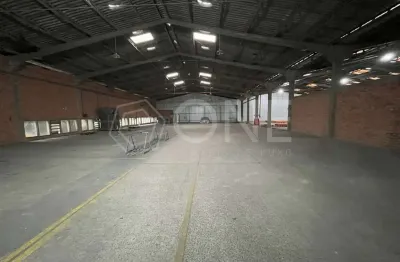Barracão / Galpão / Depósito para alugar na Avenida das Indústrias, 2026, Distrito Industrial, Cachoeirinha por R$ 30.001