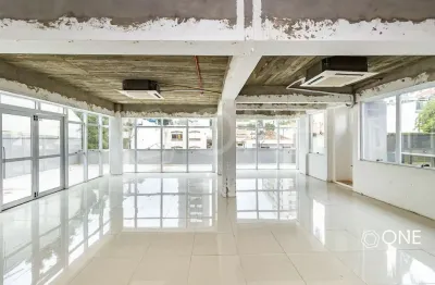 Sala comercial para alugar na Avenida Lavras, 334, Petrópolis, Porto Alegre por R$ 4.900