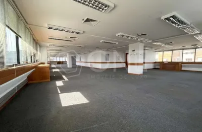 Apartamento para alugar na Avenida Carlos Gomes, 403, Boa Vista, Porto Alegre por R$ 16.300