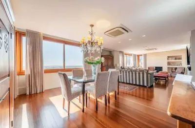 Cobertura com 4 quartos para alugar na Rua Santo Inácio, 464, Moinhos de Vento, Porto Alegre por R$ 22.000