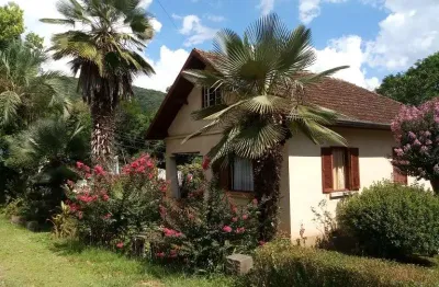 Casa com 3 quartos à venda na rua emílio dinnebier filho, 188, linha brasil, nova petrópolis por r$ 550.000