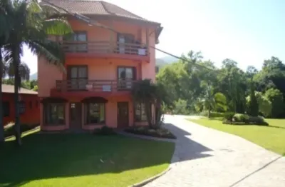 Apartamento com 2 quartos à venda na br 116, 5200, centro, picada café, 164 m2 por r$ 300.000