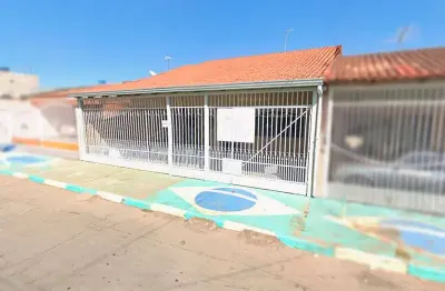 Casa à venda na Rua Qnm-06, Conjunto N, Lote 21, Ceilândia Norte, Ceilândia