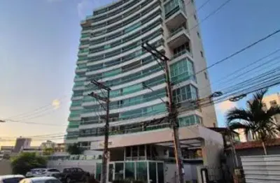 Apartamento à venda na Rua Silvino Marques, Barra, Salvador