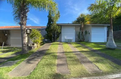 Casa com 03 dormitórios sendo 01 suíte no condominio terra nova em palhoça-sc