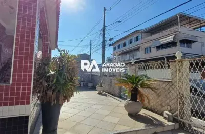 Casa em condomínio fechado com 3 quartos à venda em Marechal Hermes, Rio de Janeiro , 83 m2 por R$ 900.000