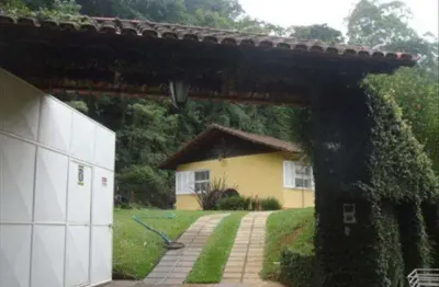 Casa com 4 quartos à venda na Rua Luiz Zuddio, 375, São Pedro, Juiz de Fora