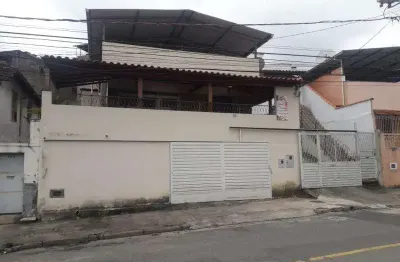 Casa com 6 quartos à venda na Rua Grão Mogol, 85, Nossa Senhora das Graças, Juiz de Fora