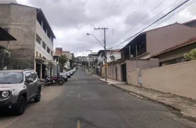 Casa com 6 quartos à venda na Rua Antônio de Paula Mendes, 311, Bandeirantes, Juiz de Fora