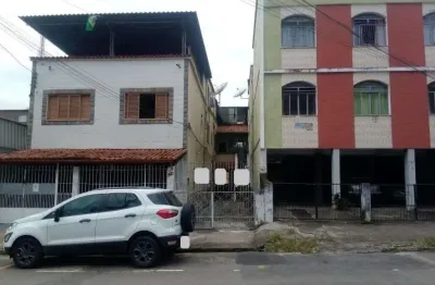 Casa com 3 quartos à venda na Rua Marília, 256, Benfica, Juiz de Fora