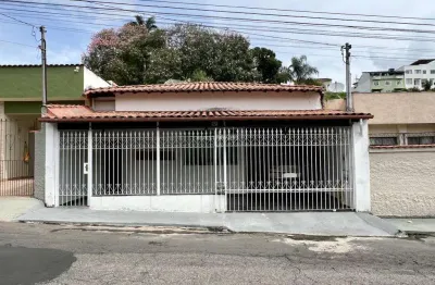 Casa com 4 quartos à venda na Rua Alfredo Teixeira Lopes, 170, Jardim do Sol, Juiz de Fora