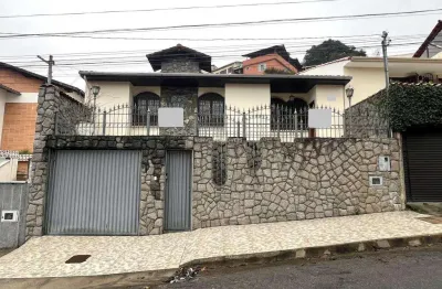 Casa com 4 quartos à venda na Avenida Doutor Moacyr Siqueira, 205, Bosque dos Pinheiros, Juiz de Fora