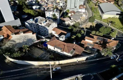 Casa com 4 quartos à venda na Rua João Teixeira Lopes Filho, 45, Estrela Sul, Juiz de Fora