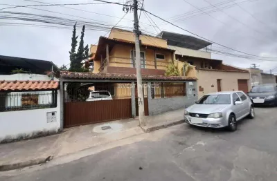 Casa com 4 quartos à venda na Rua Betti, 40, Parque Independência III, Juiz de Fora