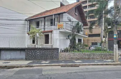 Casa com 4 quartos à venda na Rua Chanceler Oswaldo Aranha, 315, São Mateus, Juiz de Fora