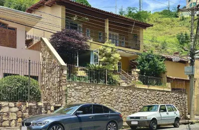 Casa com 4 quartos à venda na Rua Thiers Cerutti, 125, Bom Clima, Juiz de Fora
