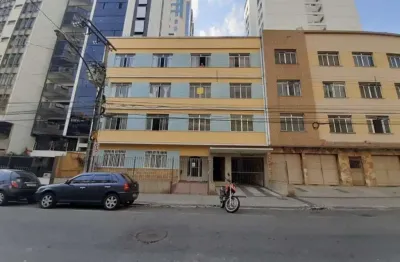 Apartamento com 2 quartos para alugar na Rua Doutor Gil Horta, 30, Centro, Juiz de Fora