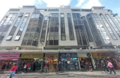 Sala comercial para alugar na Rua Marechal Deodoro, 541, Centro, Juiz de Fora