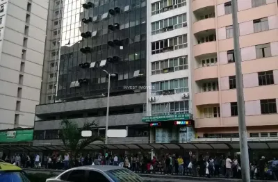 Sala comercial à venda na Avenida Barão do Rio Branco, 2053, Centro, Juiz de Fora