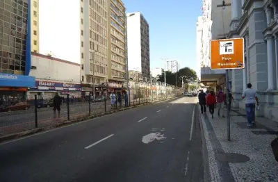 Sala comercial para alugar na Avenida Barão do Rio Branco, 2288, Centro, Juiz de Fora